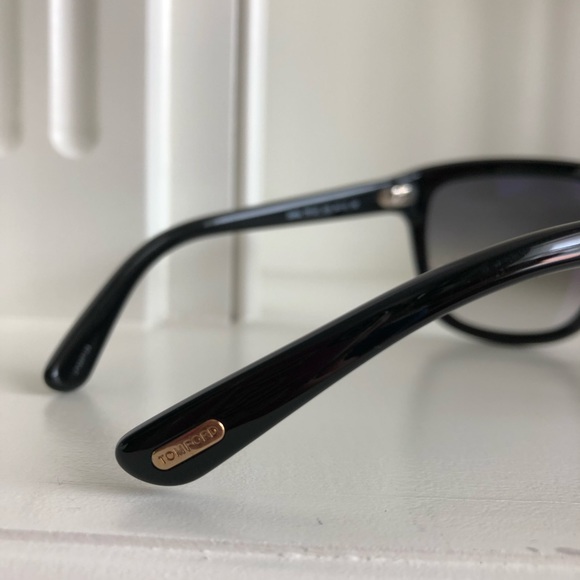 TOM FORD Dahlia TF127 Oversized Sunglasses - Picture 6 of 8